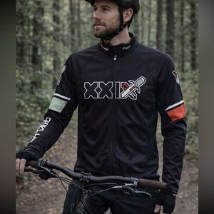 EXCELLENT CONDITION MEN’S 1XL GARY FISHER MT BORAH CYCLING JERSEY/JACKET